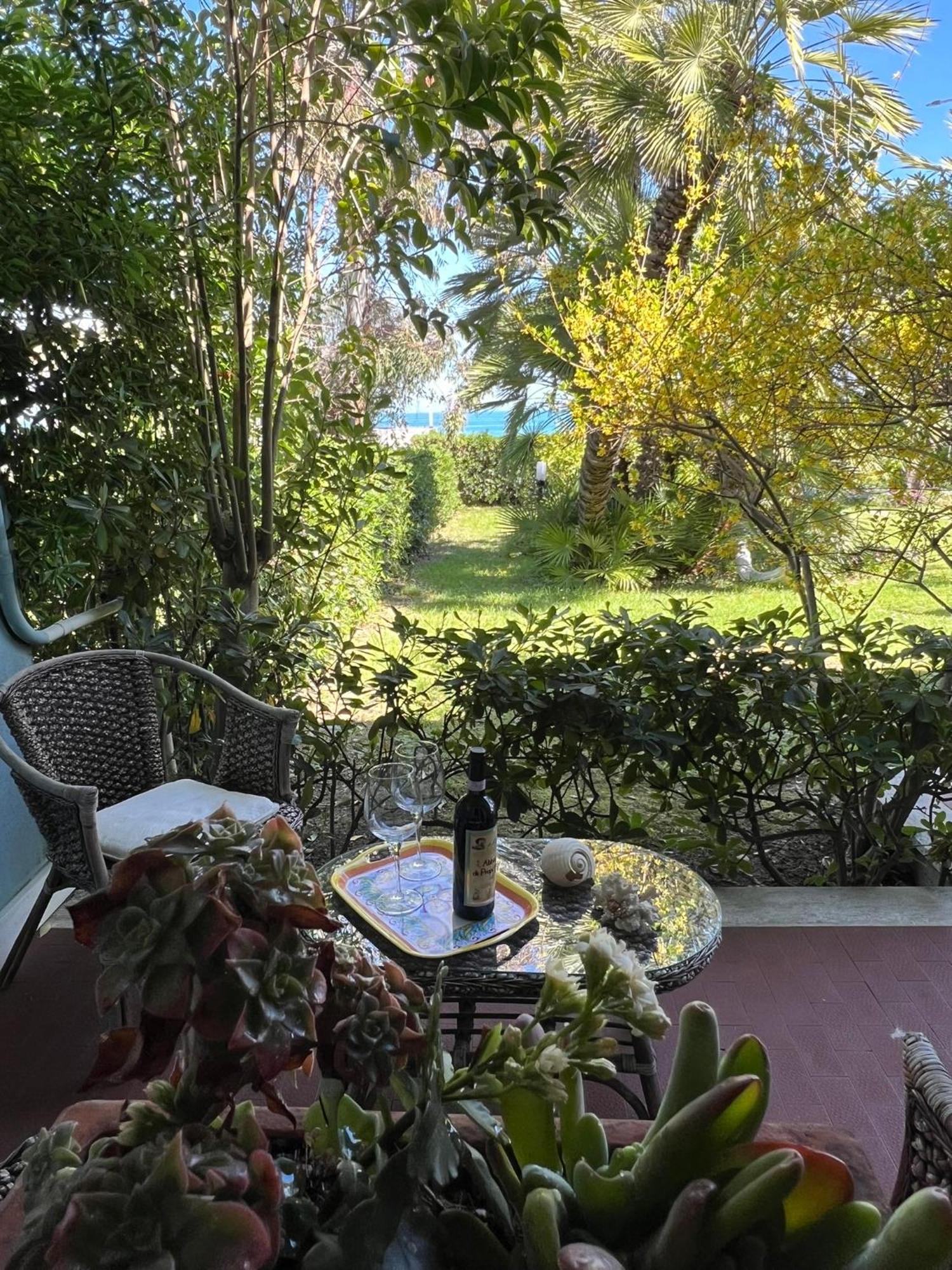 B&B I Versi Del Mare Roseto degli Abruzzi Kültér fotó