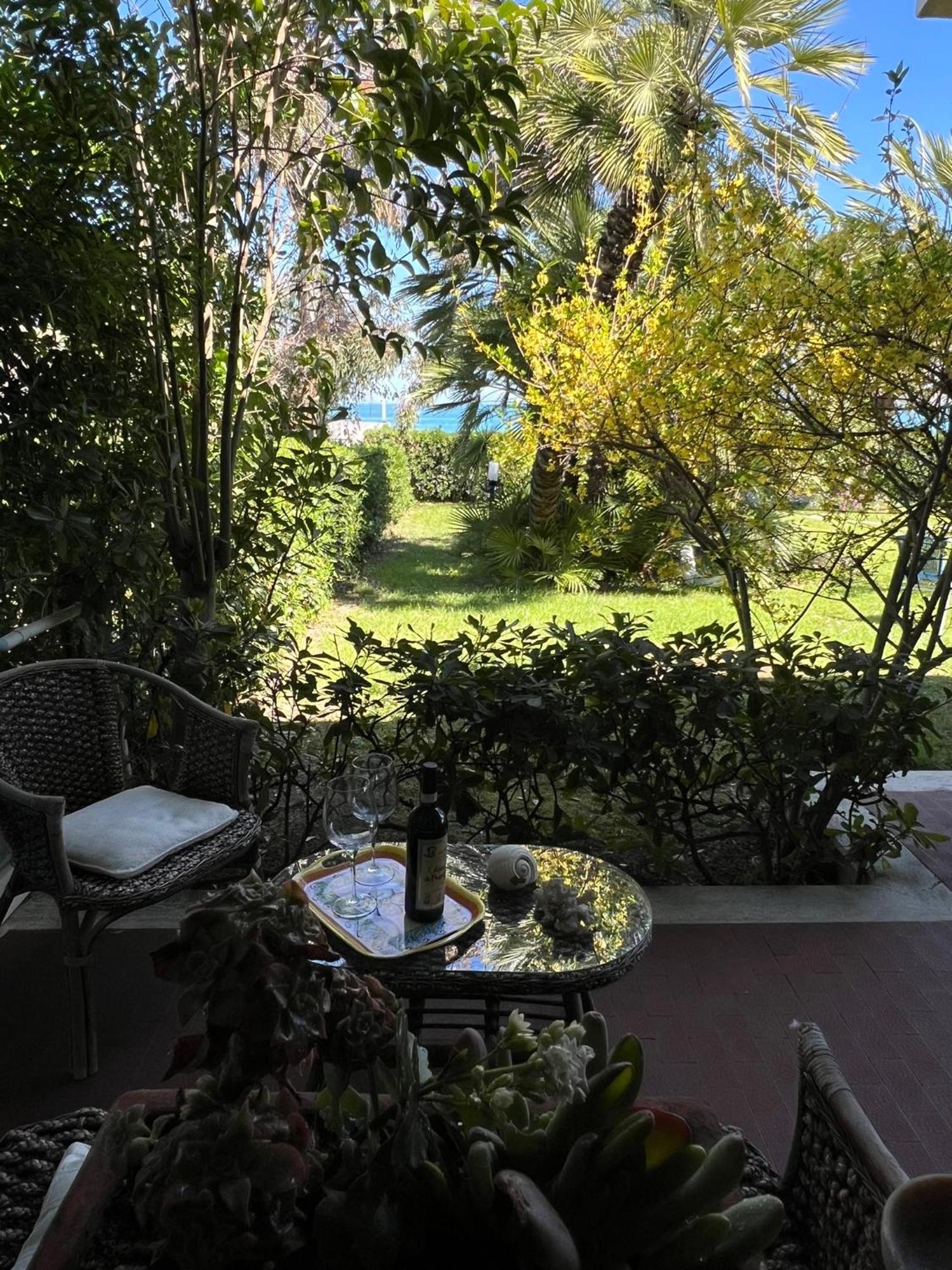 B&B I Versi Del Mare Roseto degli Abruzzi Kültér fotó